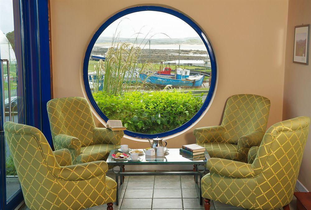 Logues Liscannor Hotel Екстериор снимка