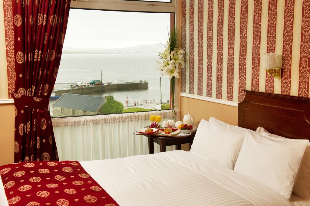 Logues Liscannor Hotel Стая снимка